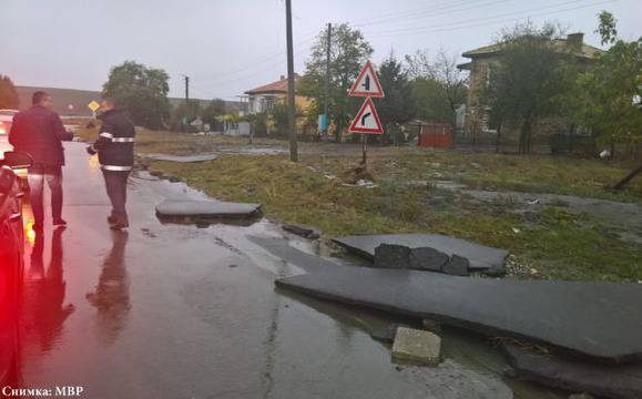 Жертвите на бедствието в Бургаско станаха четири