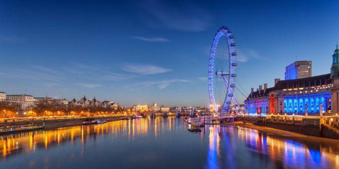 Дигитален щанд и 3D сувенири ще впечатляват туристи в Лондон