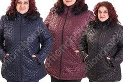 Плътно дамско яке от релефен шушляк за макси дами