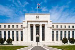 Федералният резерв на САЩ намекна за повишение на лихвите през декември