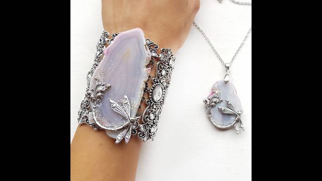 Топ Коледен подарък с бижута за жени он лайн