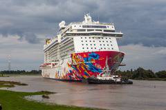 Ревю на страхотния круизен кораб Genting Dream