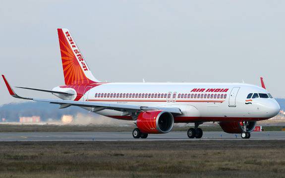 Санитарният персонал открил 2 килограма злато на седалка в самолет Air India в Мадурай