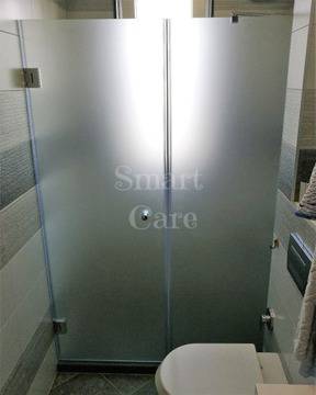 Паравани за баня по поръчка с панти