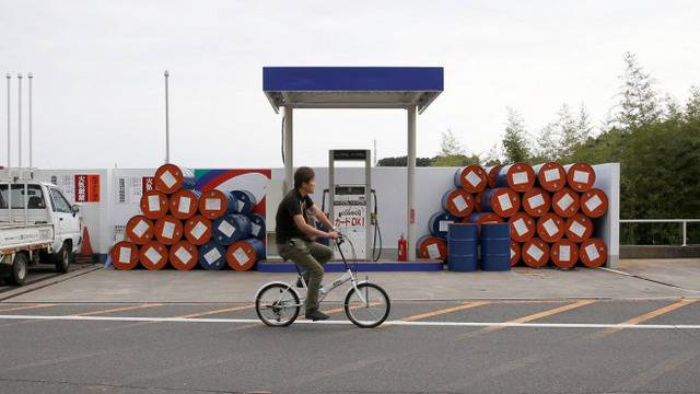 ОПЕК повиши прогнозата си за световното търсене на петрол през 2017 г.