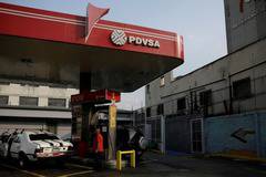 Fitch понижи оценката си на венецуелската петролна компания PDVSA
