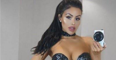 Луксозни Блестящи Официални Рокли