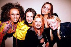 „Spice Girls“ се събират отново за ТВ шоу и нов албум през 2018 г.