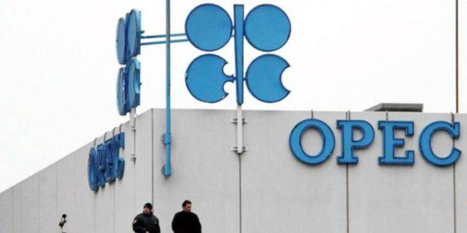 Цените на петрола остават стабилни в очакване на срещата на ОПЕК