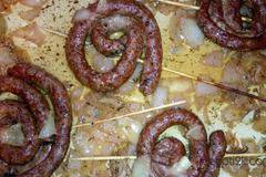 Карначета на фурна с вино