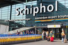 Техническият проблем предизвика анулиране на полети и закъснения на амстердамското летище