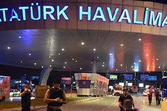 Извънредна ситуация на турското летище „Ататюрк“