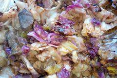 Кисело зеле със свинско на фурна