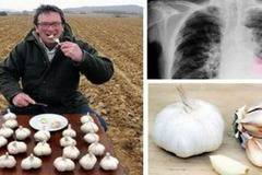 Този човек яде чесън всяка сутрин на гладно. Ето как приключи необичайния му експеримент.