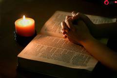 Мощна Коледна молитва сбъдва всяко желание, ето какво само трябва да кажете!