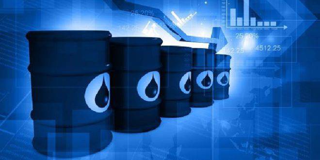 Търговци на деривати очакват отстъпение на цената на петрола до края на годината