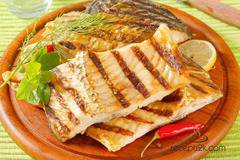 Толстолоб на грил тиган