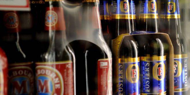 Европейската комисия заплашва най-голямата пивоварна в света с глоба от 2 милиарда евро