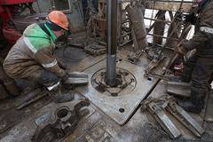 Китай откри едно от най-големите петролни полета в света