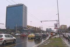 Автобус на градския транспорт горя до хотел „Плиска” в София