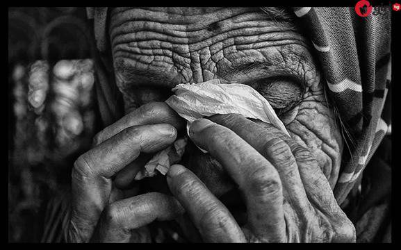 Изстрадала и отчаяна баба помоли лекаря за услуга. Когато той я чу остана без думи (тъжна история)