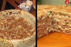 Пригответе за празниците тази палачинкова торта с пиле и гъби и ще оберете овациите (рецепта)