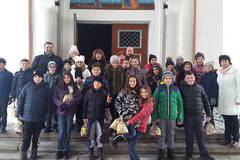 Отец Димитър Белчин изнесе урок на четвъртокласници за Бъдни вечер и Рождество в църквата „Св. Благовещение“