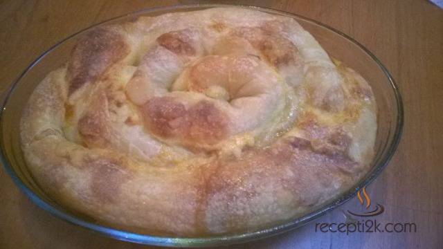 Дърпана баница със сирене и късмети за Kоледа