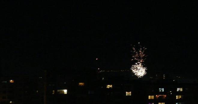 ДА ВИ Е ЧЕСТИТА НОВАТА 2018 ГОДИНА СЪС ЗАРЯ ОТ ВАРНА РАЗЛИЧНИТЕ НОВИНИ-НОВИНИТЕ САМО В СНИМКИ-БЕЗ ПОЛИТИКА