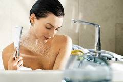 GROHE VERIS Чувствен минимализъм в банята