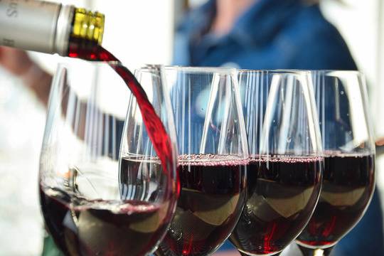 С кои храни да консумираме червено вино