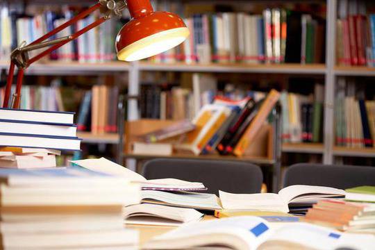 В 10-и клас ще се учи за Народния съд и приватизацията