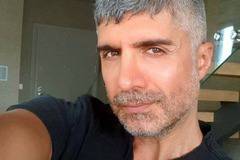 Помните ли Йозджан Дениз от „Част от мен“ и „Млечният път“? Вижте как изглежда наистина! (снимка)