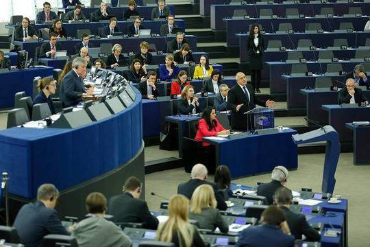 Как приеха Бойко Борисов в Европейския парламент (видео)