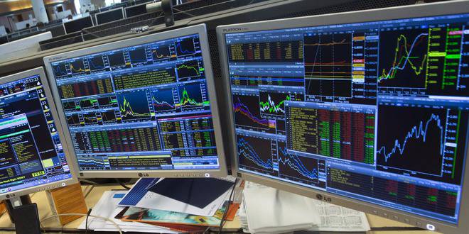 Хедж фондове са изкупили 37% от петролните запаси