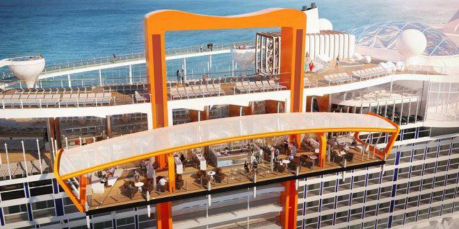 Пускат на вода прозрачен круизен кораб