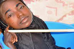 Момичето, което живее в леген: Историята, която ще ви остави без думи и ще ви накара да оцените живота си!