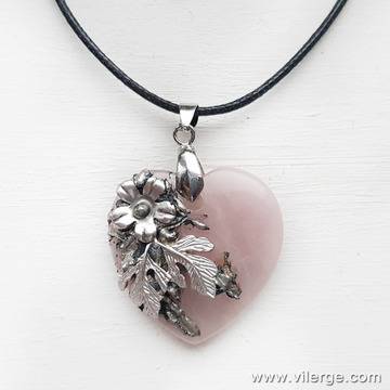 14 топ идеи за подаръци за жени с колиета и бижута за празника на Влюбените и Св. Валентин