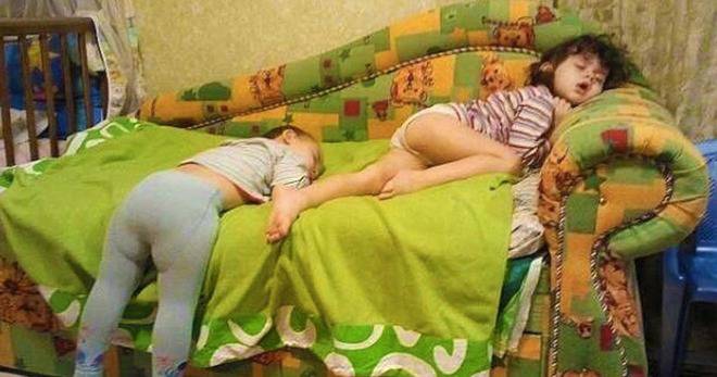 21 снимки, които показват колко е забавно с деца вкъщи