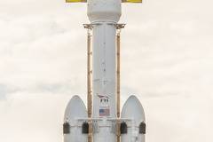 Falcon Heavy е поредният успех на Илон Мъск. Но трябва ли да му се радваме?