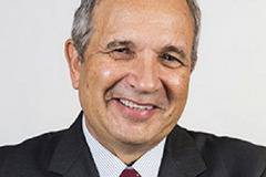 Адвокат Джоузеф Огъстийн: Много от критиците на банкера Цв. Василев крият факти за ширещата се корупция в България