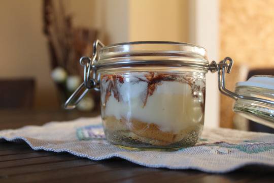 ЕКЛЕРОВА ТОРТА В БУРКАНЧЕ