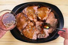 Съседката ми каза тази рецепта! Ако готвя пилешко месо, вече го правя само така…