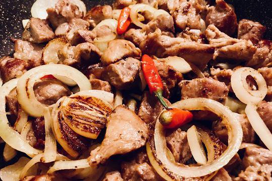 Кебап от свинско месо с пеперони