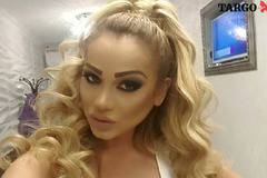 Ето как изглежда плеймейтката Нора Недкова без капка грим и как е изглеждала преди корекциите на времето, неузнаваема е (снимки)