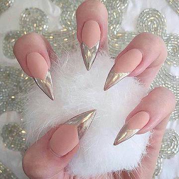 Модерни Идеи за Маникюр