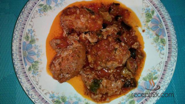 Кюфтета по средиземноморски