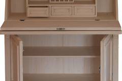 Уникати, Уникални мебели