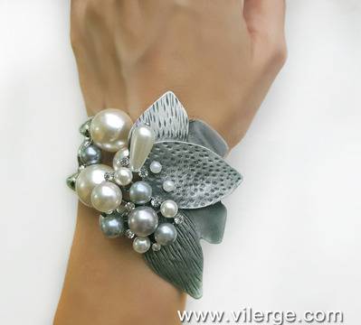 8 топ подаръка с гривни за Осми Март с Бижута VILERGE