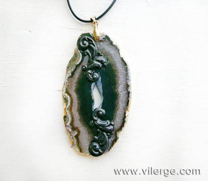 Луксозни колиета за празник на жената с Бижута VILERGE